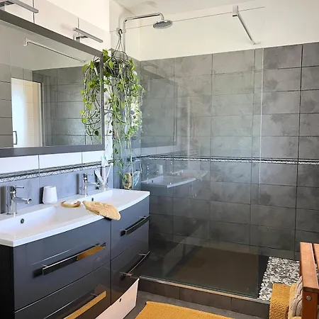 Familiale, Vue Et Campagne Bastelicaccia