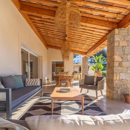 Familiale, Vue Et Campagne