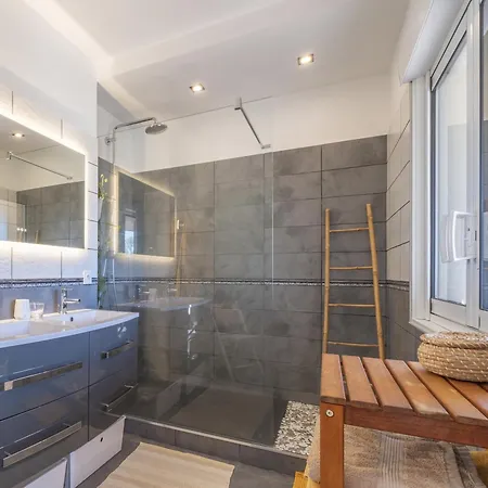 Familiale, Vue Et Campagne Villa Bastelicaccia