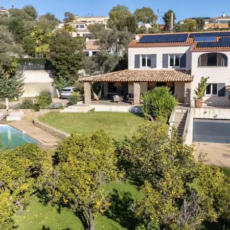 Villa Familiale, Vue Et Campagne