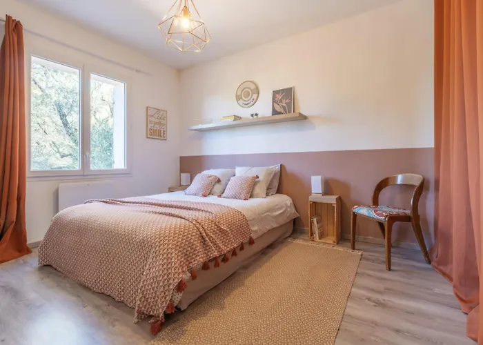 Familiale, Vue Et Campagne